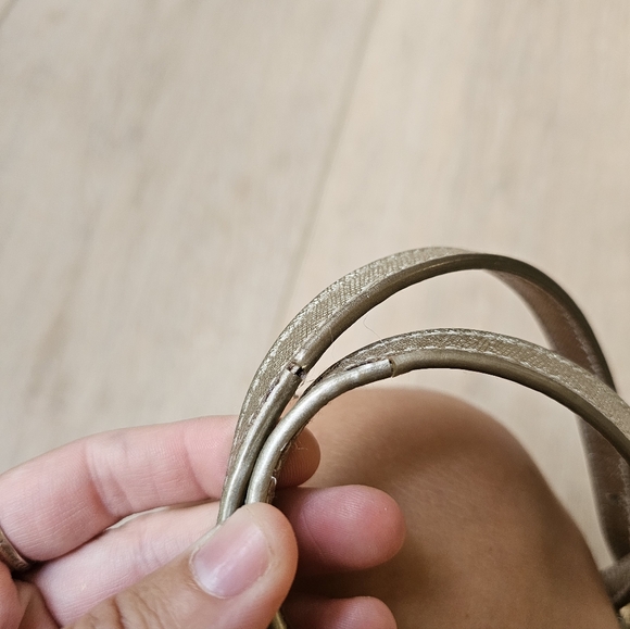 Tory Burch York Straw Small Buckle Tote - Picture 12 of 14